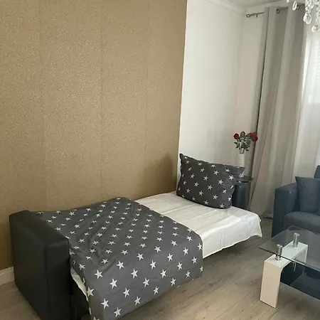 Appartement 1 *